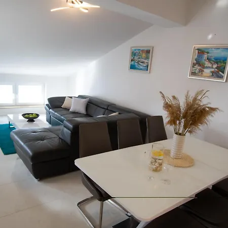 Apartment Antun - Adriatic Coast Retreat