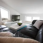 Antun - Adriatic Coast Retreat
