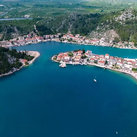 Antun - Adriatic Coast Retreat 布拉采