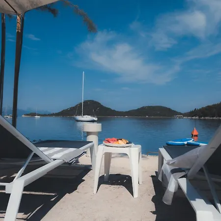 Antun - Adriatic Coast Retreat *